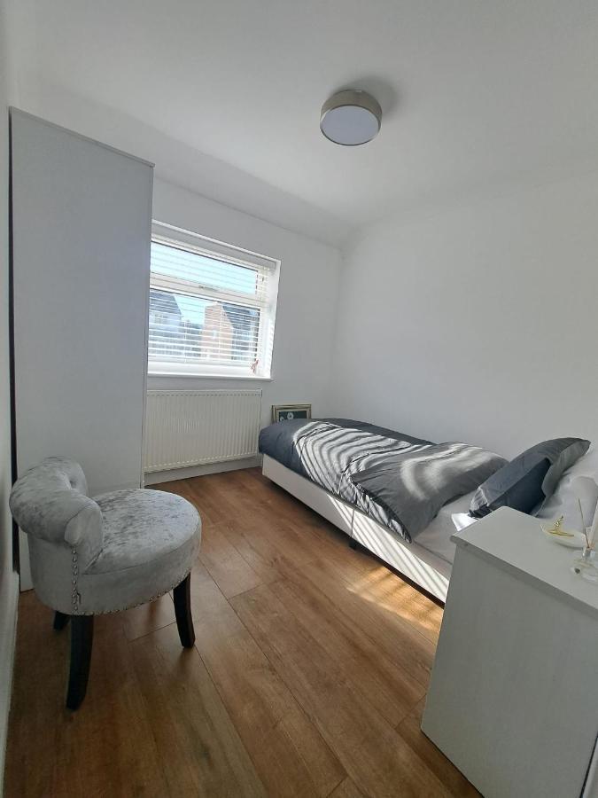 Gatwick House Apartment Crawley  Luaran gambar